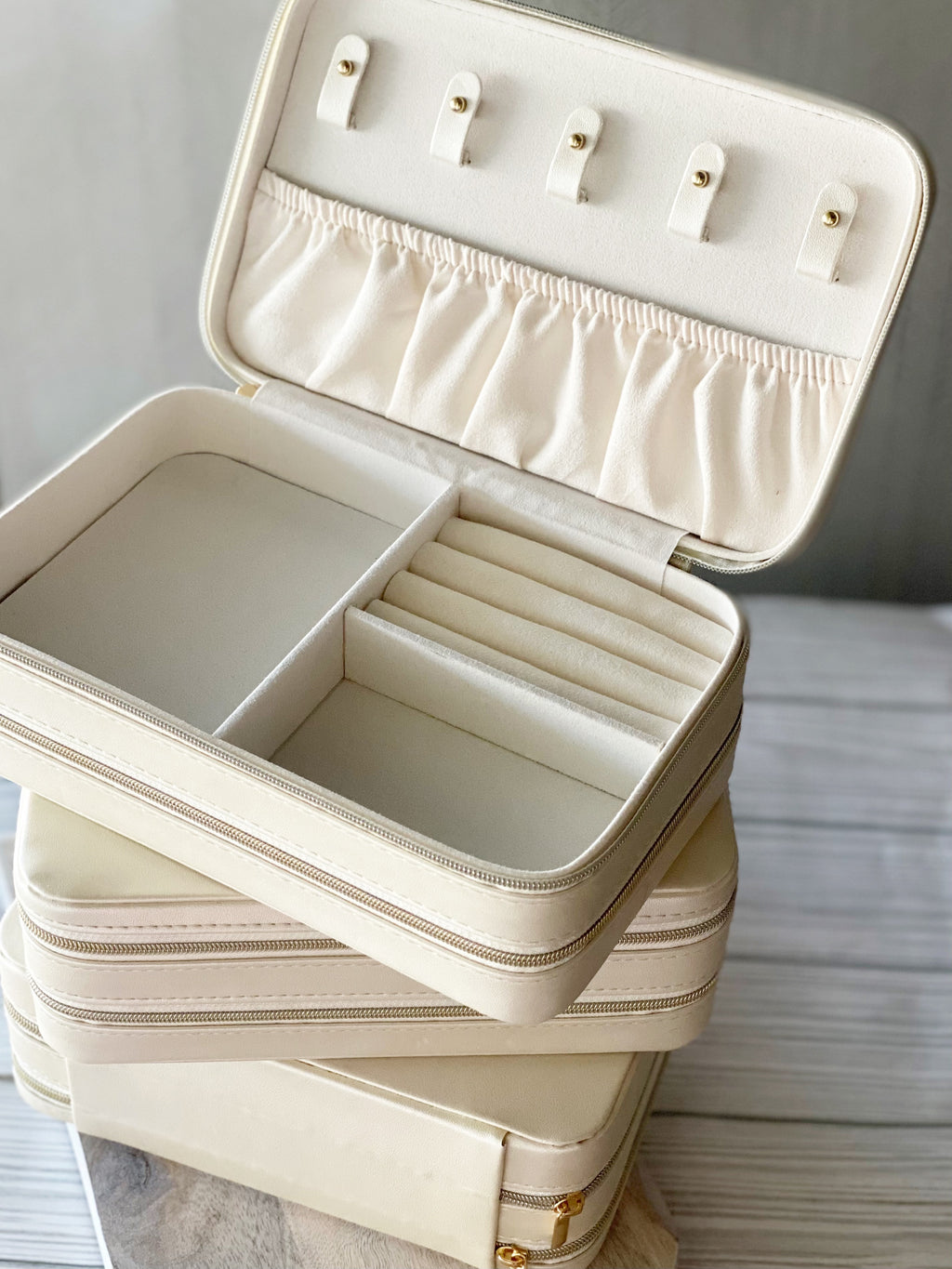 Moonstacks Travel Jewelry Box