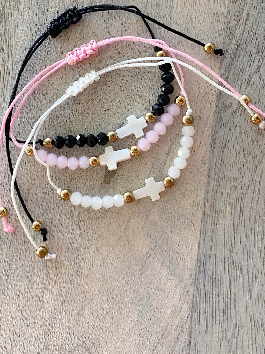 Cross String Bracelet (Pink)