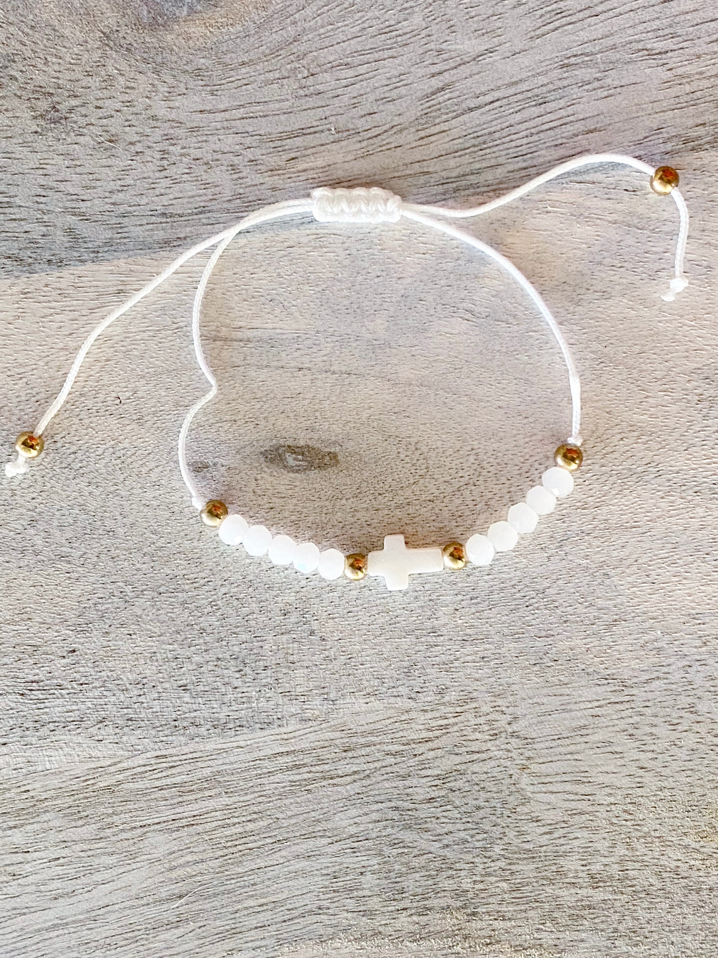 Cross String Bracelet (White)