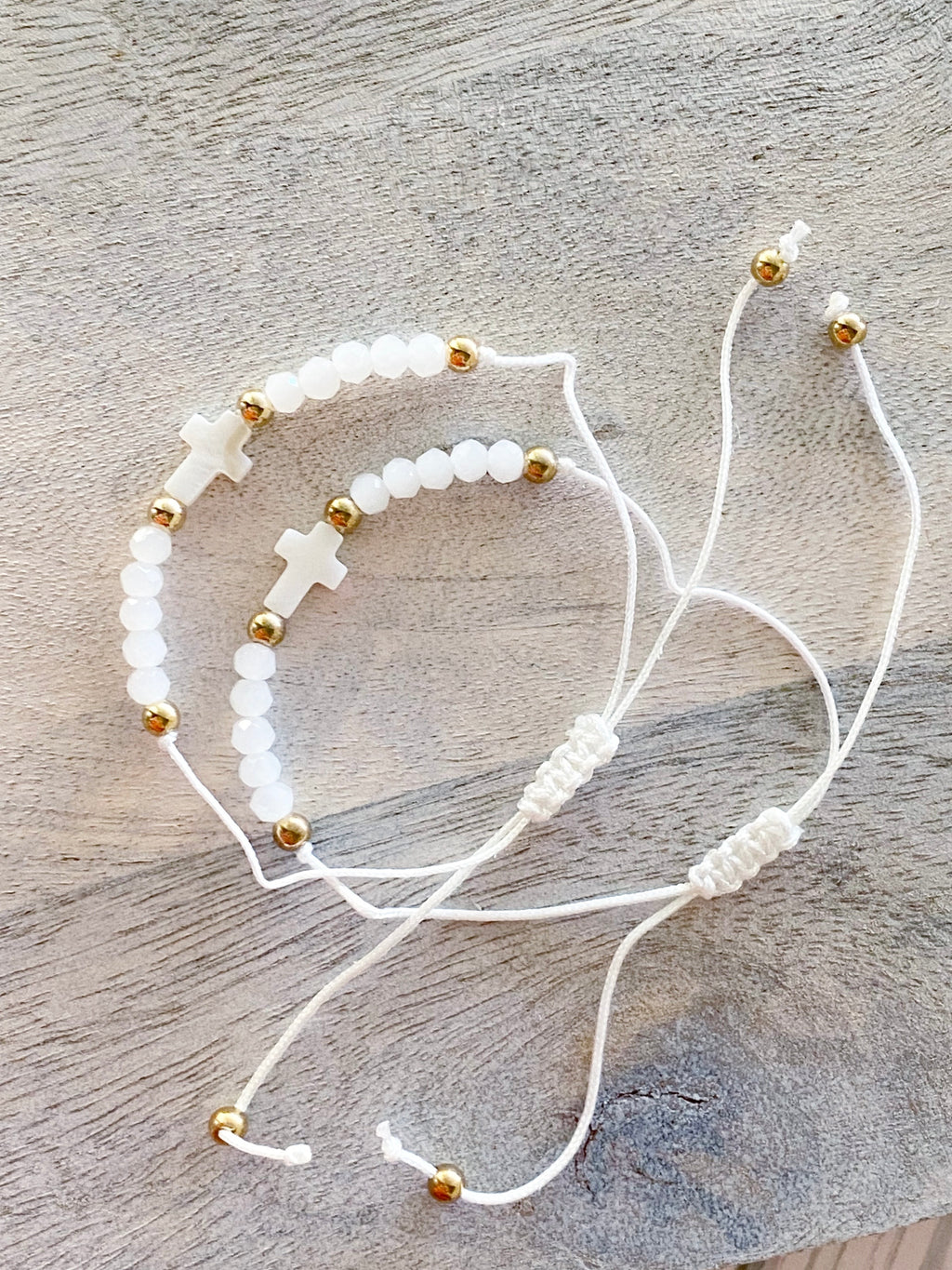 Cross String Bracelet (White)