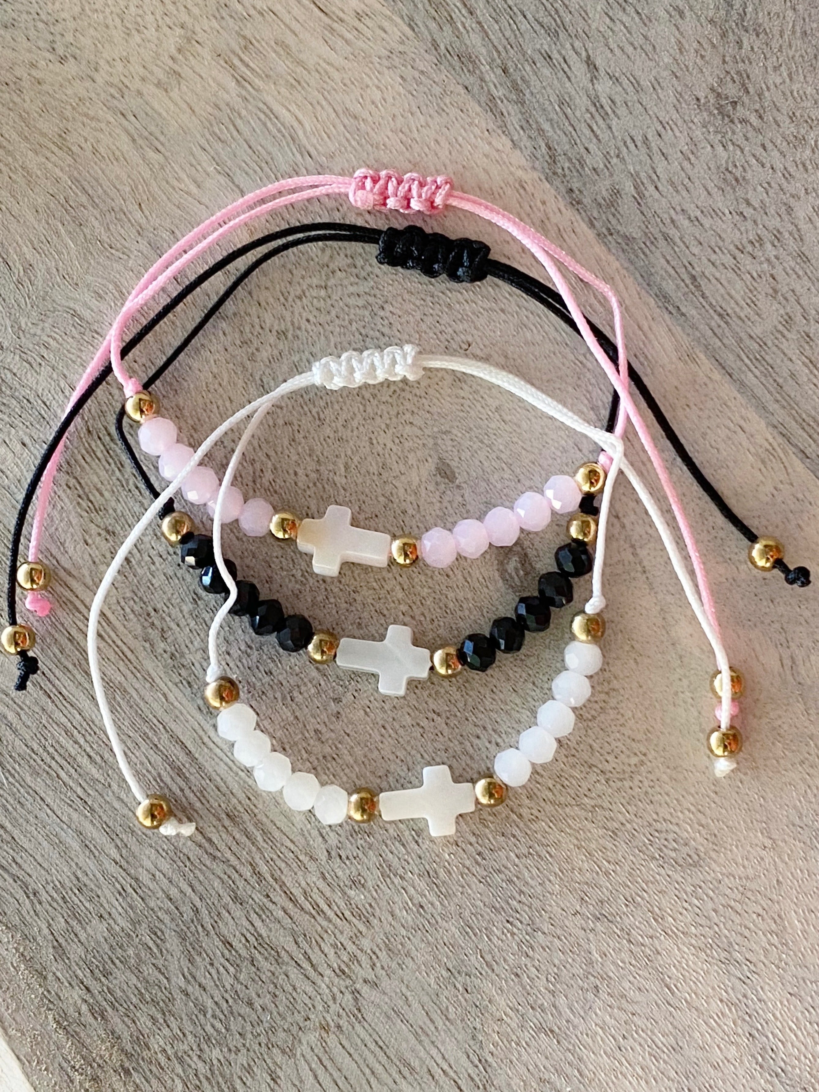 Cross String Bracelet (Pink)