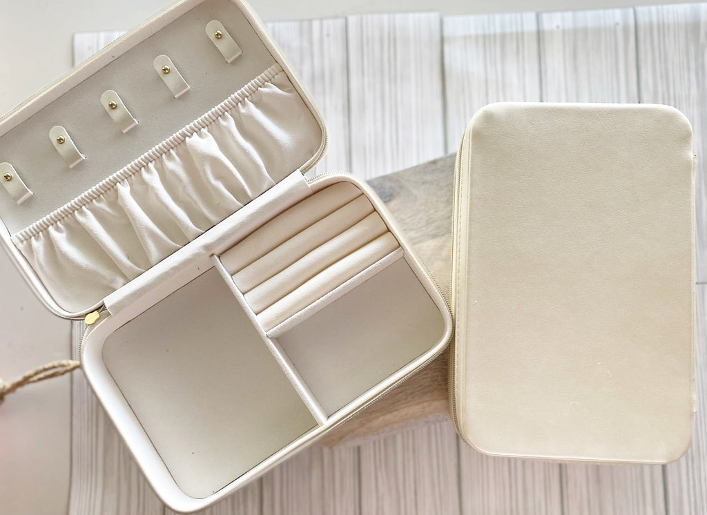 Moonstacks Travel Jewelry Box