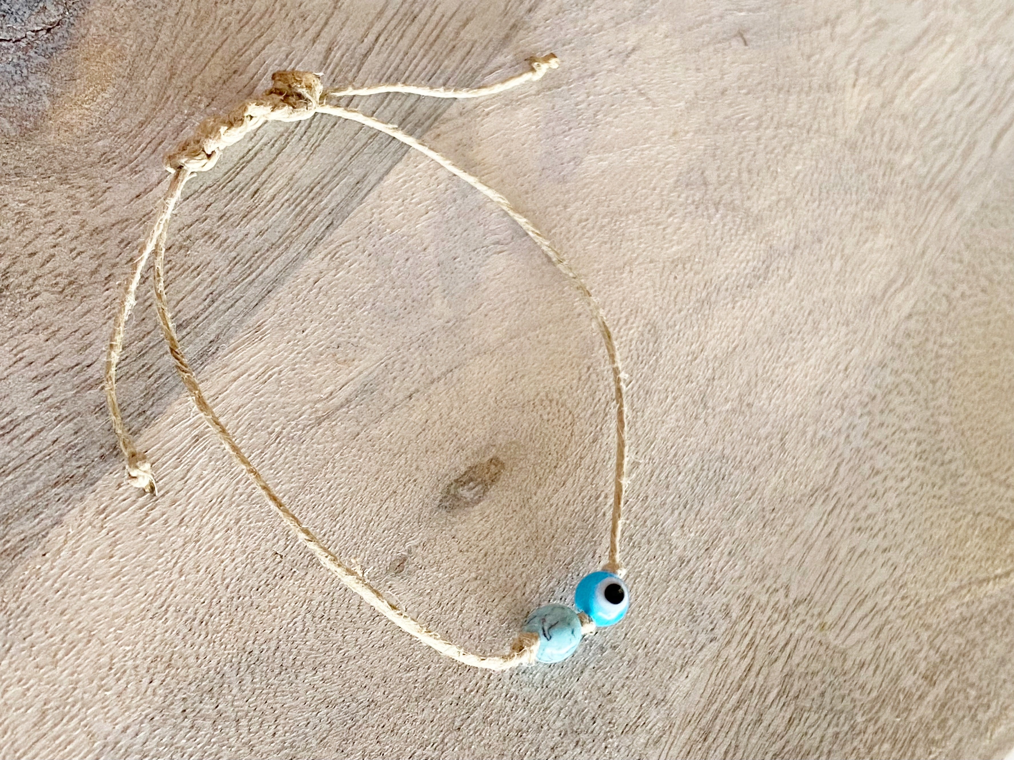 Willow Minimalist String Bracelet-Blue