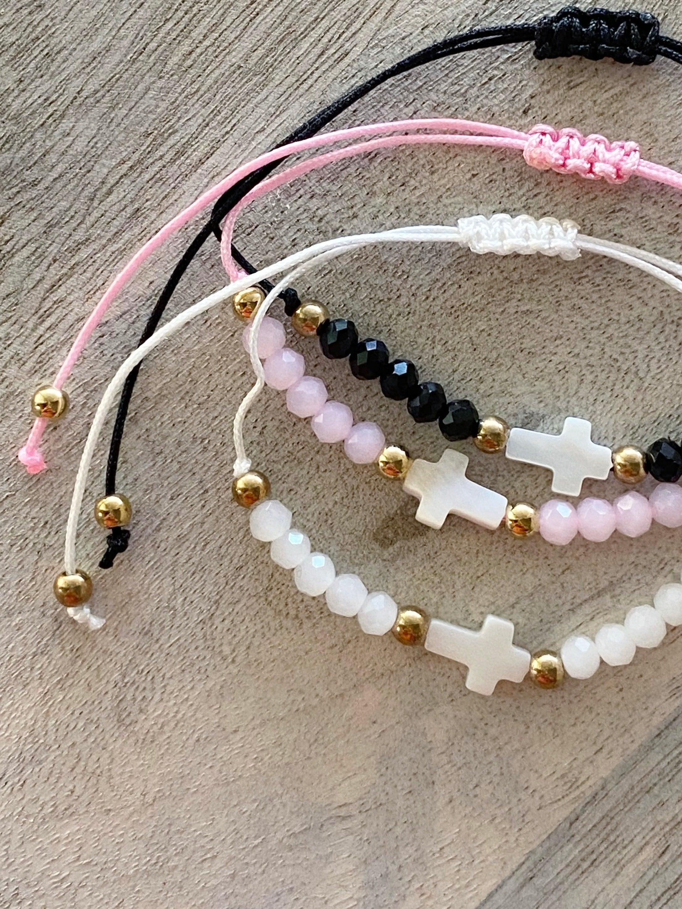 Cross String Bracelet (Pink)