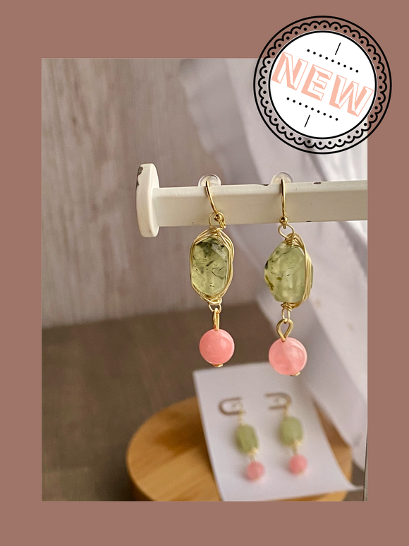 Amelia Dangle Earrings
