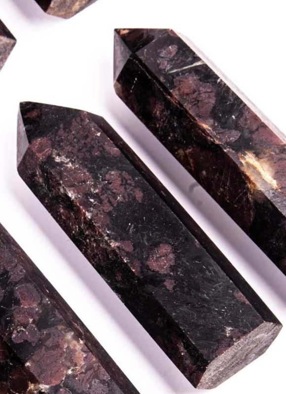 Garnet Polished Point