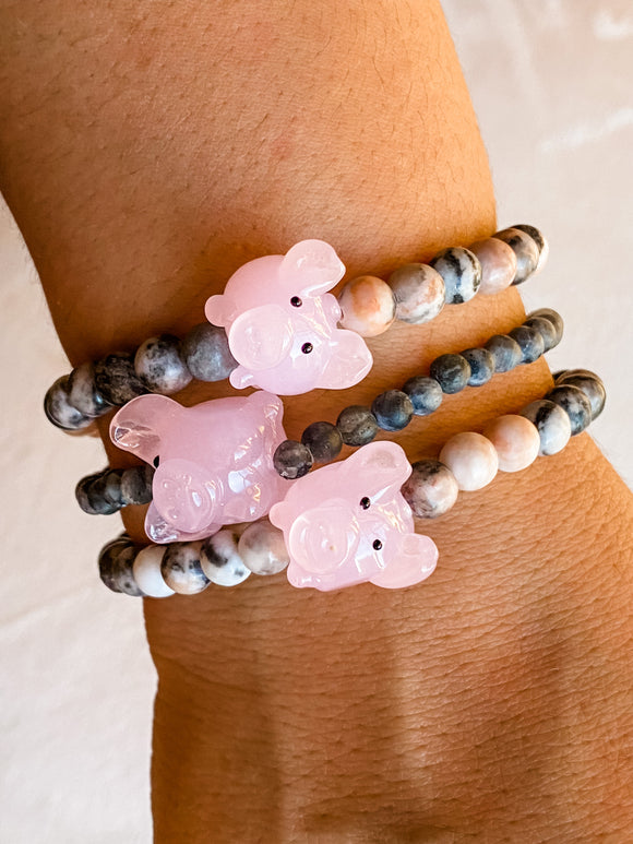 Three Little Piggies Single